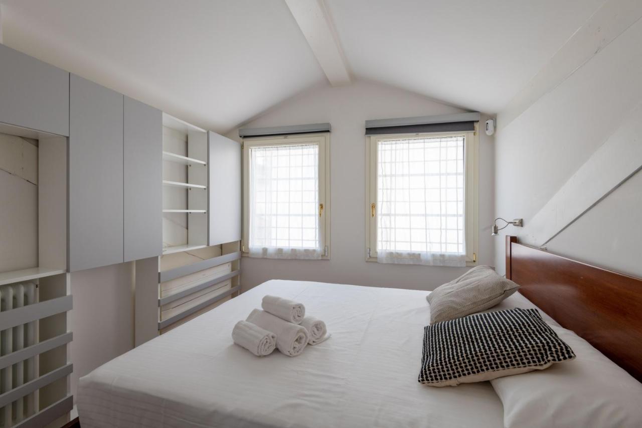 Milano Apartments Voghera מראה חיצוני תמונה