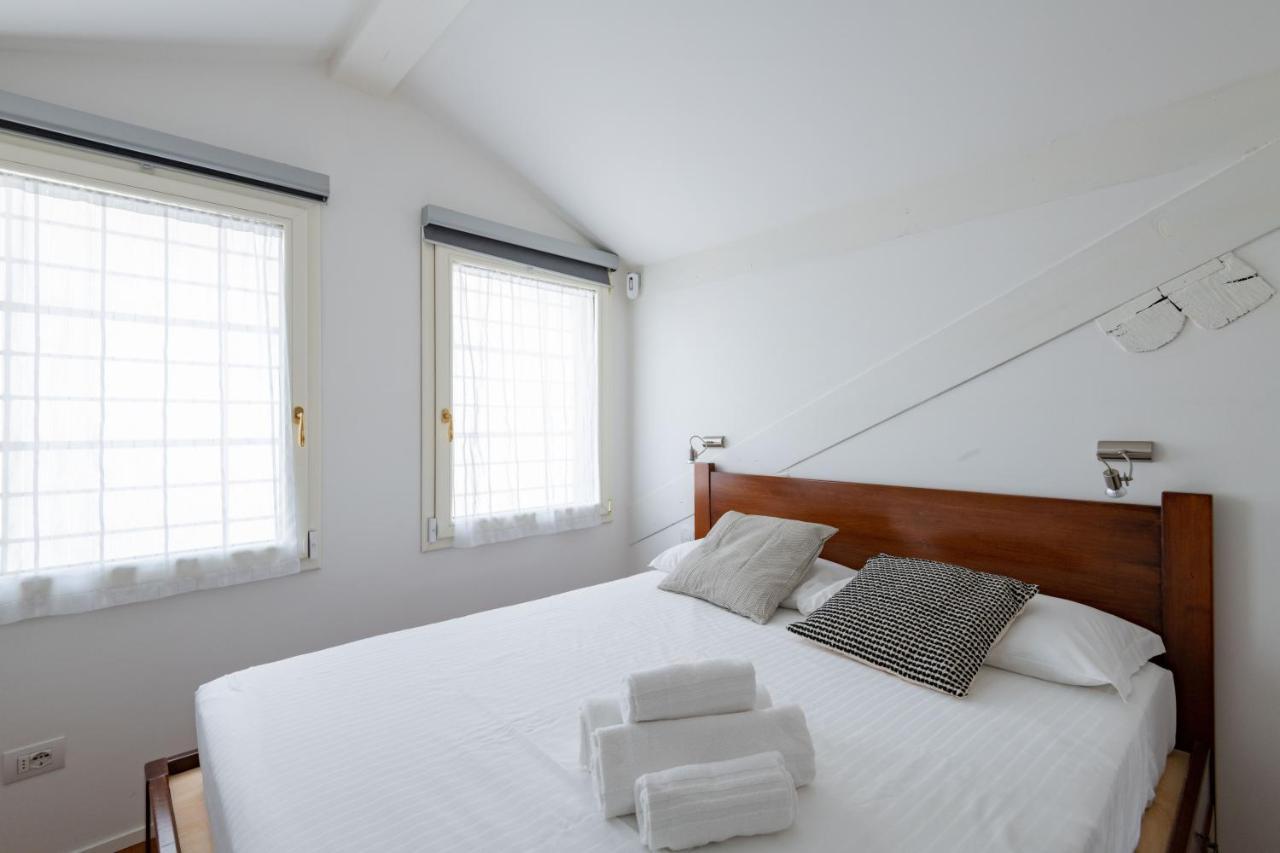 Milano Apartments Voghera מראה חיצוני תמונה